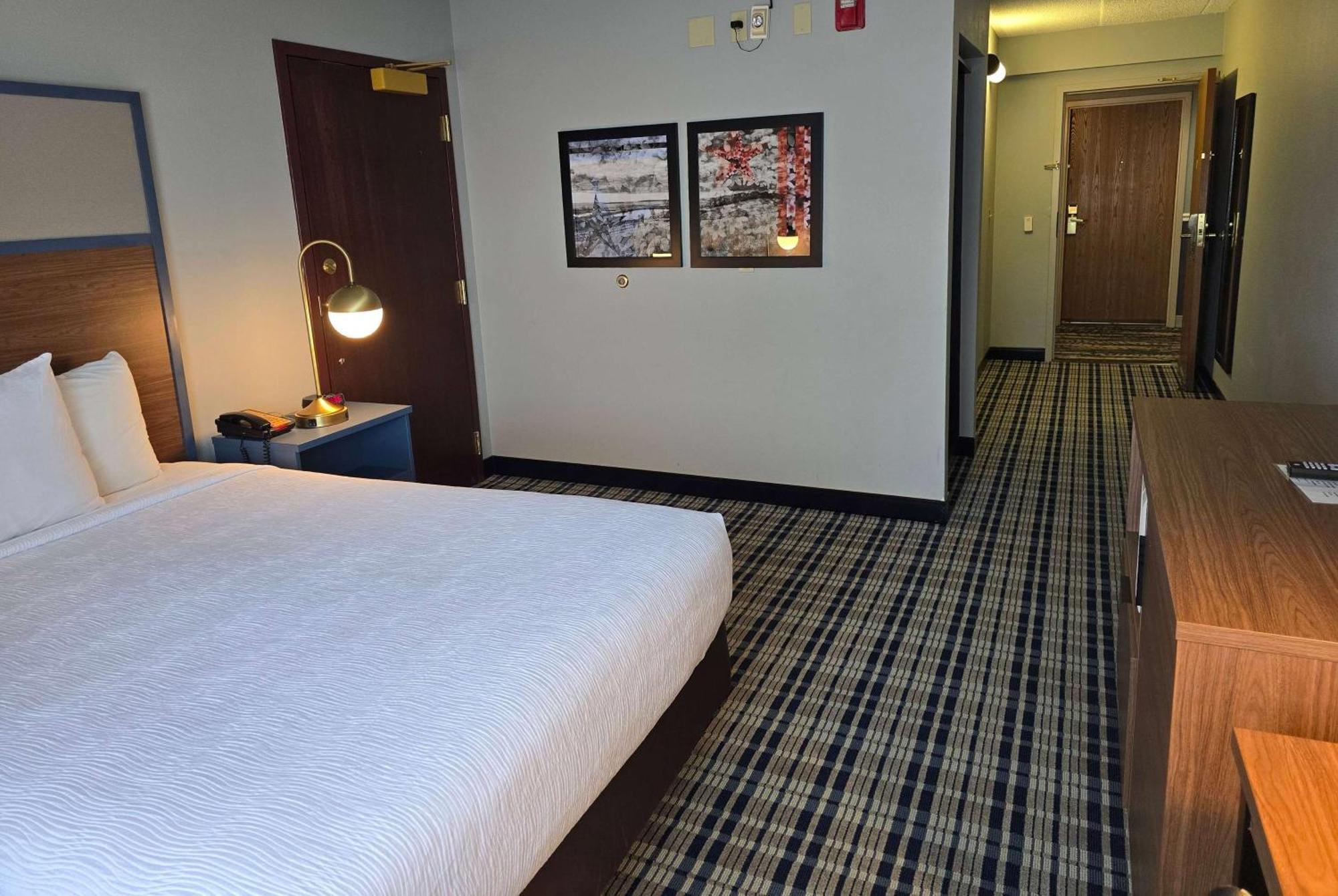 Hotel Americinn By Wyndham 2*